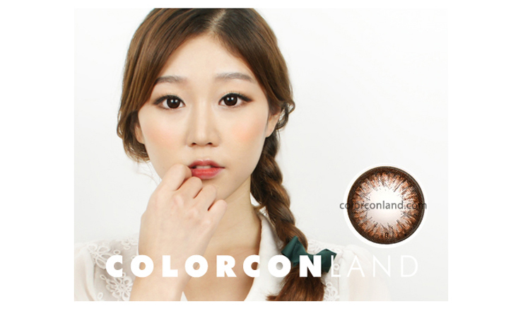度なし・近視用 グラングラン チョコブラウン BIG 14.8のカラーコンタクトをつけた女性の顔の画像
